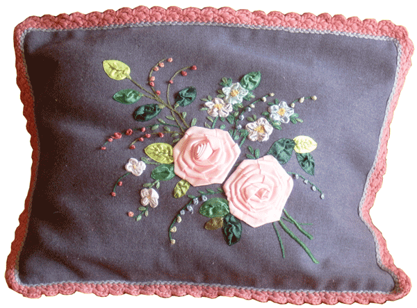 Cushion cover with roses