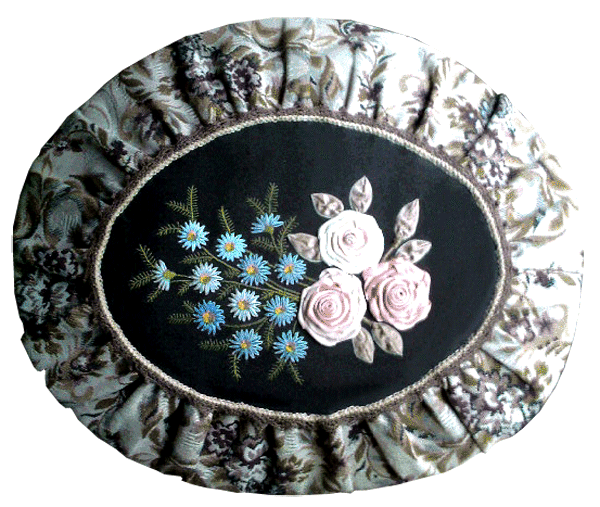 Cushion cover with flowers