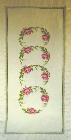 Table-cloth with roses motif